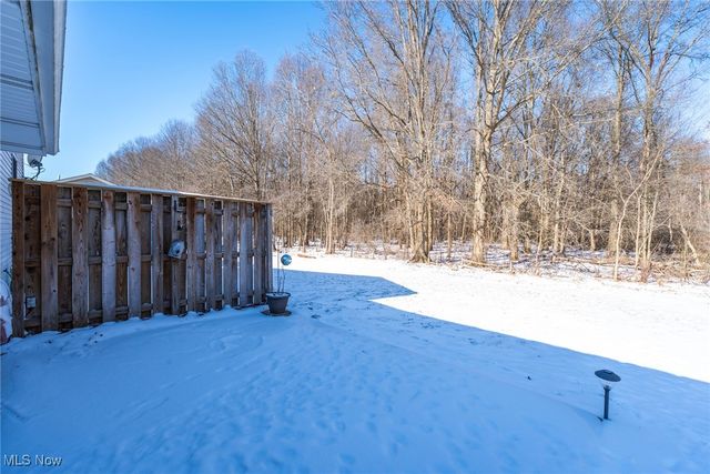 674 Angiline Drive, Youngstown, OH 44512