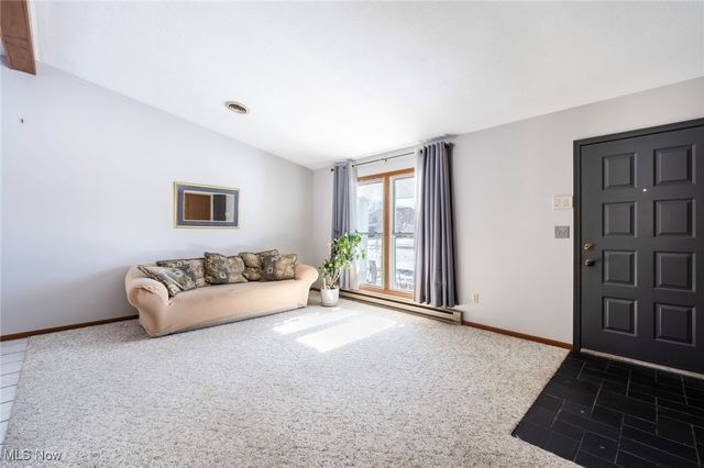 674 Angiline Drive, Youngstown, OH 44512