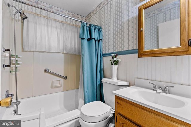 2680 BROAD ST, East Petersburg, PA 17520