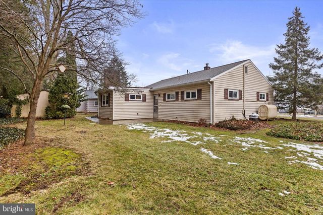 2680 BROAD ST, East Petersburg, PA 17520