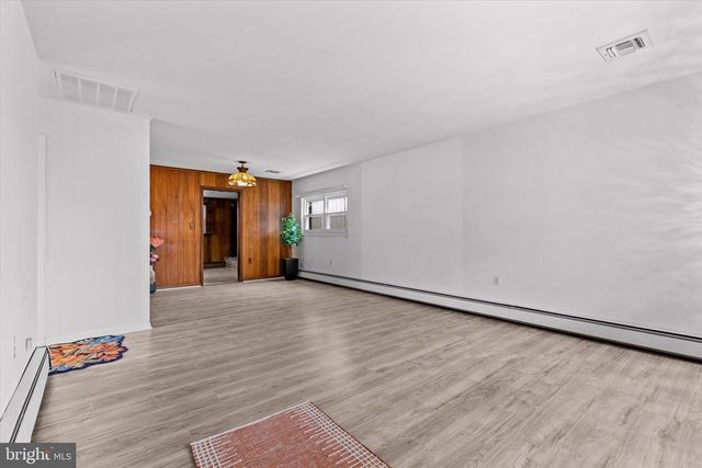 2680 BROAD ST, East Petersburg, PA 17520