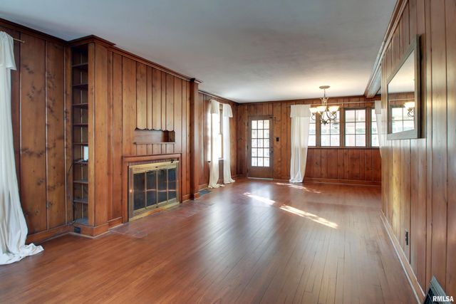 2808 Maine Street, Quincy, IL 62301