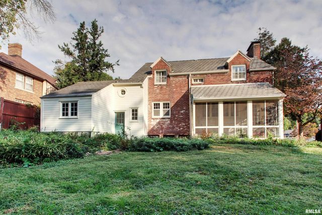 2808 Maine Street, Quincy, IL 62301