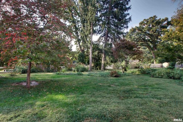 2808 Maine Street, Quincy, IL 62301