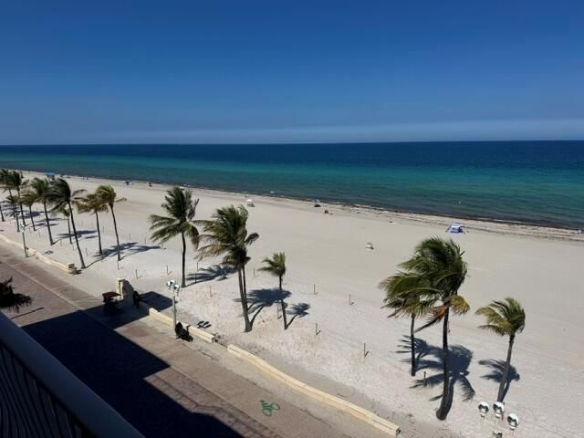 300 Oregon Street 502, Hollywood, FL 33019