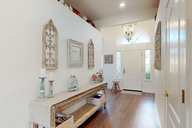 1876 McCune Ave, Yuba City, CA 95993