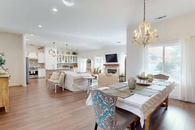 1876 McCune Ave, Yuba City, CA 95993