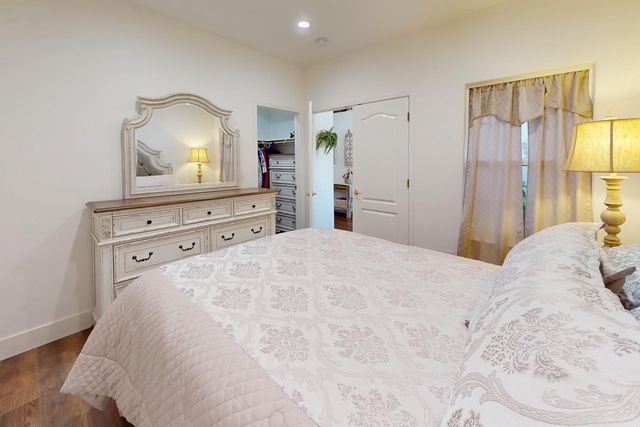 1876 McCune Ave, Yuba City, CA 95993