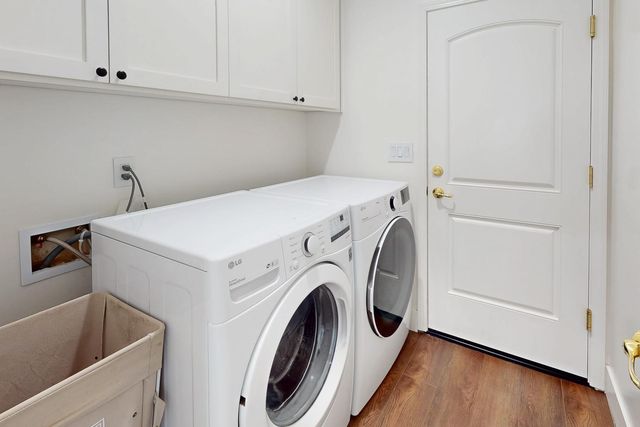 1876 McCune Ave, Yuba City, CA 95993