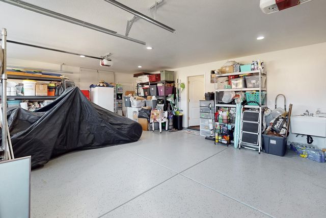 1876 McCune Ave, Yuba City, CA 95993