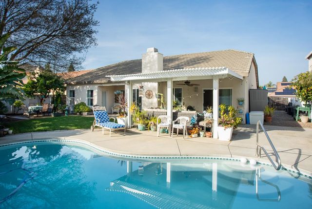 1876 McCune Ave, Yuba City, CA 95993