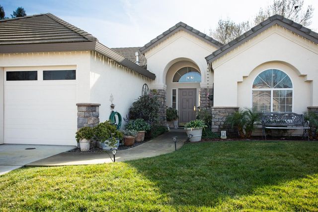 1876 McCune Ave, Yuba City, CA 95993