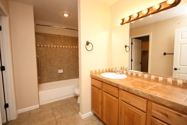 6445 N Tierra de las Catalinas Apt 58, Tucson, AZ 85718