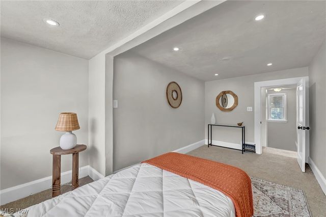 758 Taft Avenue, Bedford, OH 44146