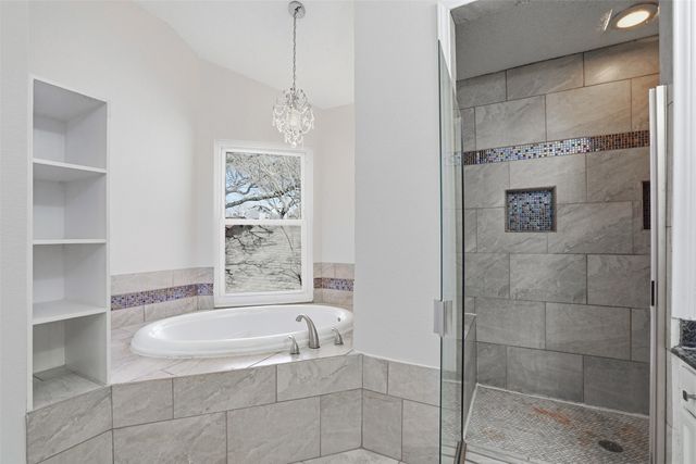 952 Ramblewood Drive, Lewisville, TX 75067