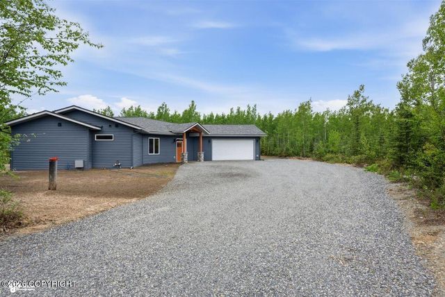 1584 S Birch Lake Drive, Big Lake, AK 99652