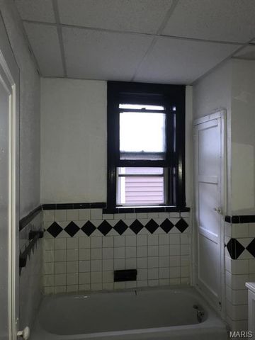 5071 Ruskin Avenue, St Louis, MO 63115
