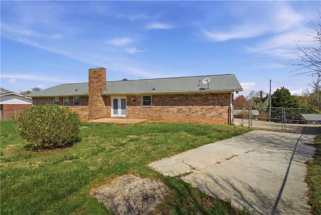 3158 Esther Drive, Gainesville, GA 30504