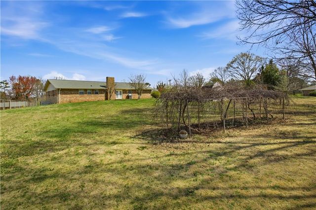 3158 Esther Drive, Gainesville, GA 30504