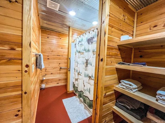 950 Cool Water Retreat, Mountain View, AR 72560