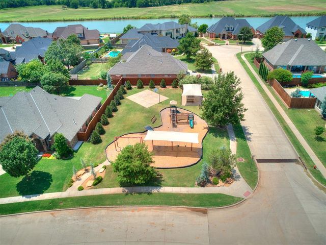 912 Trisha Lane, Norman, OK 73072