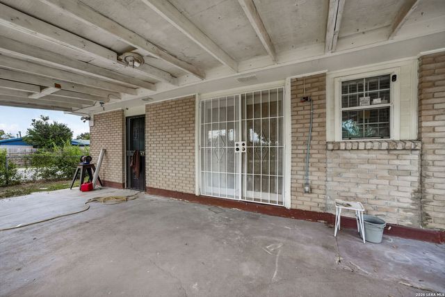 335 PARK PLZ, San Antonio, TX 78237