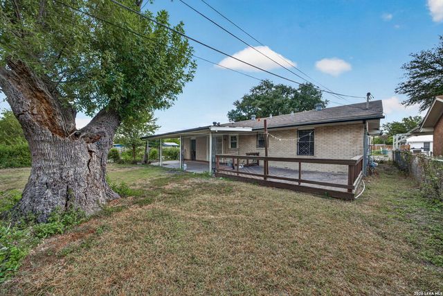 335 PARK PLZ, San Antonio, TX 78237