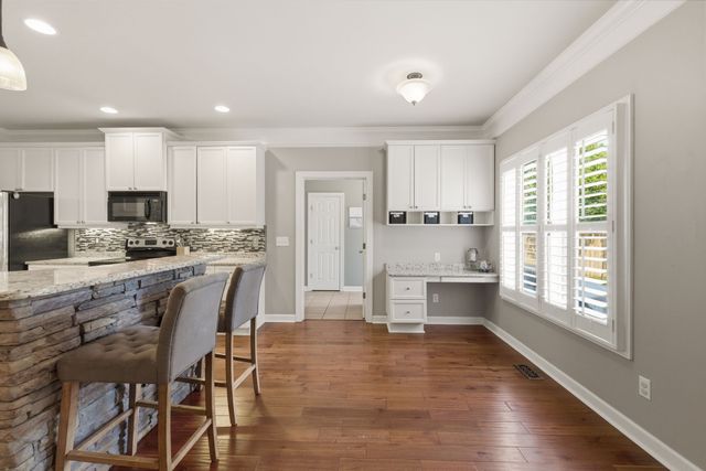 8037 Canonbury Dr, Nolensville, TN 37135