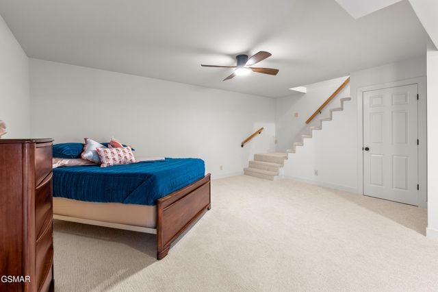 836 River Cliff Drive, Kodak, TN 37764