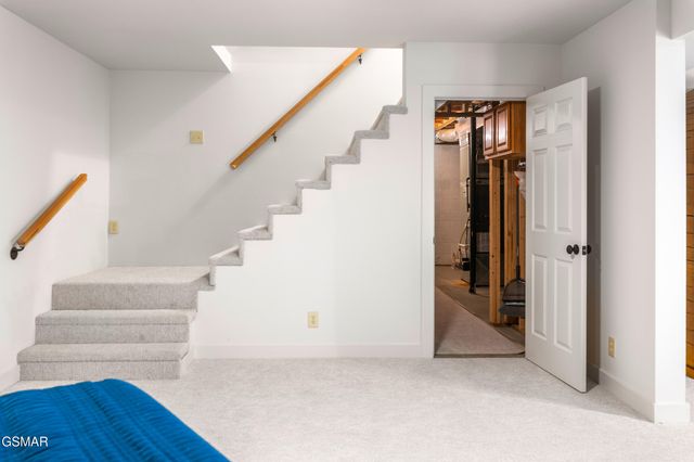 836 River Cliff Drive, Kodak, TN 37764