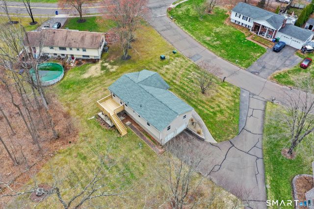 5 Lost Brook Lane, Wallingford, CT 06492