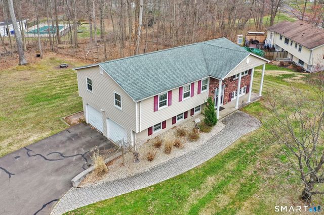 5 Lost Brook Lane, Wallingford, CT 06492