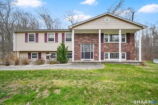 5 Lost Brook Lane, Wallingford, CT 06492