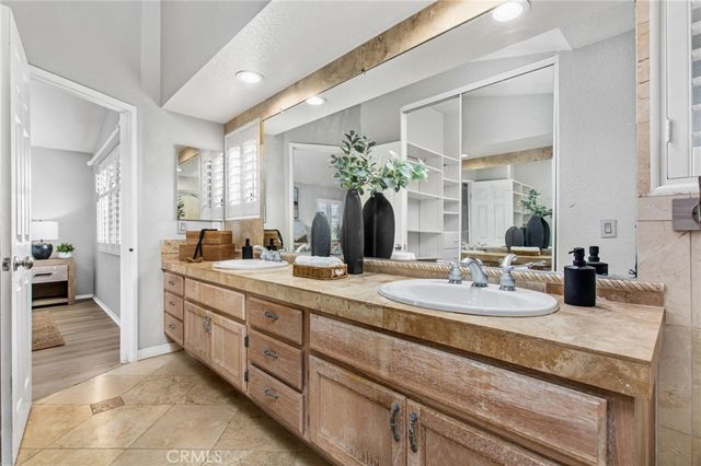 27591 Dandelion Court, Temecula, CA 92591