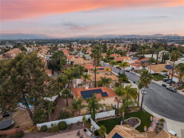 27591 Dandelion Court, Temecula, CA 92591