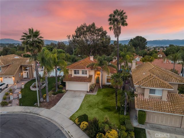 27591 Dandelion Court, Temecula, CA 92591