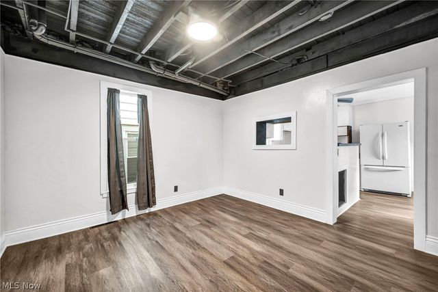 54 Brown Street, Barberton, OH 44203