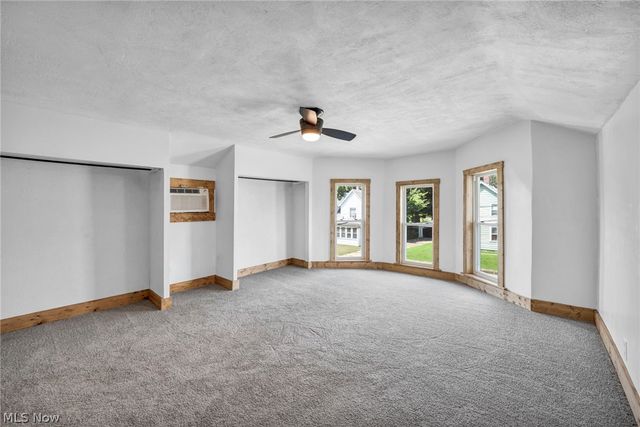 54 Brown Street, Barberton, OH 44203