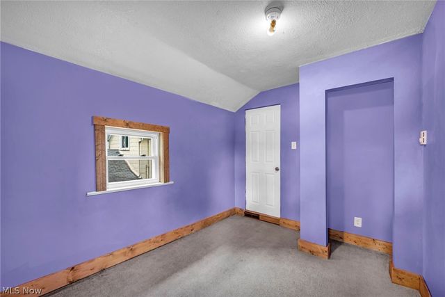 54 Brown Street, Barberton, OH 44203