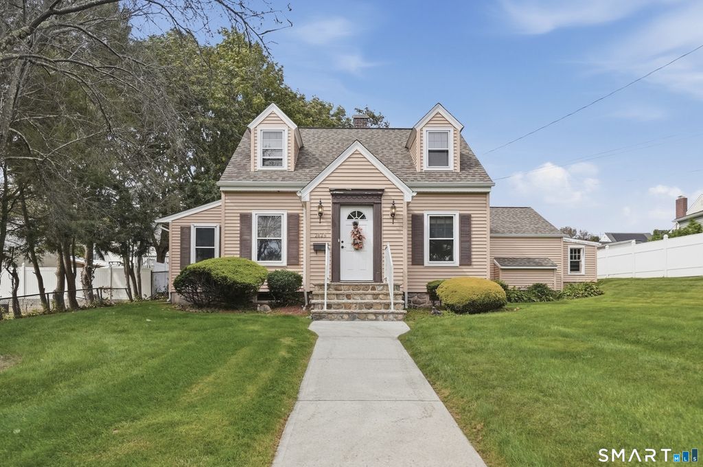 2629 North Main Street, Waterbury, CT 06704