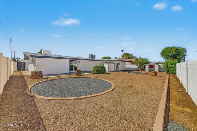 5640 W HIGHLAND Avenue, Phoenix, AZ 85031