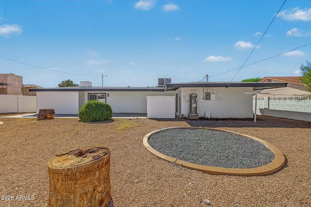 5640 W HIGHLAND Avenue, Phoenix, AZ 85031