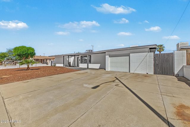 5640 W HIGHLAND Avenue, Phoenix, AZ 85031