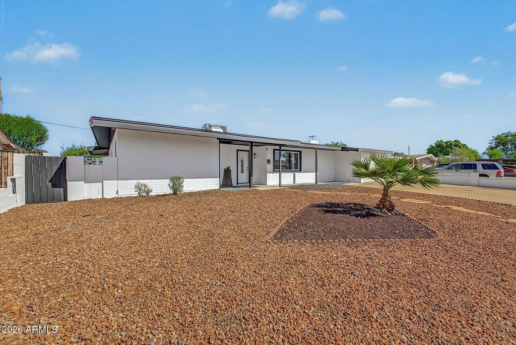 5640 W HIGHLAND Avenue, Phoenix, AZ 85031 — photo 2