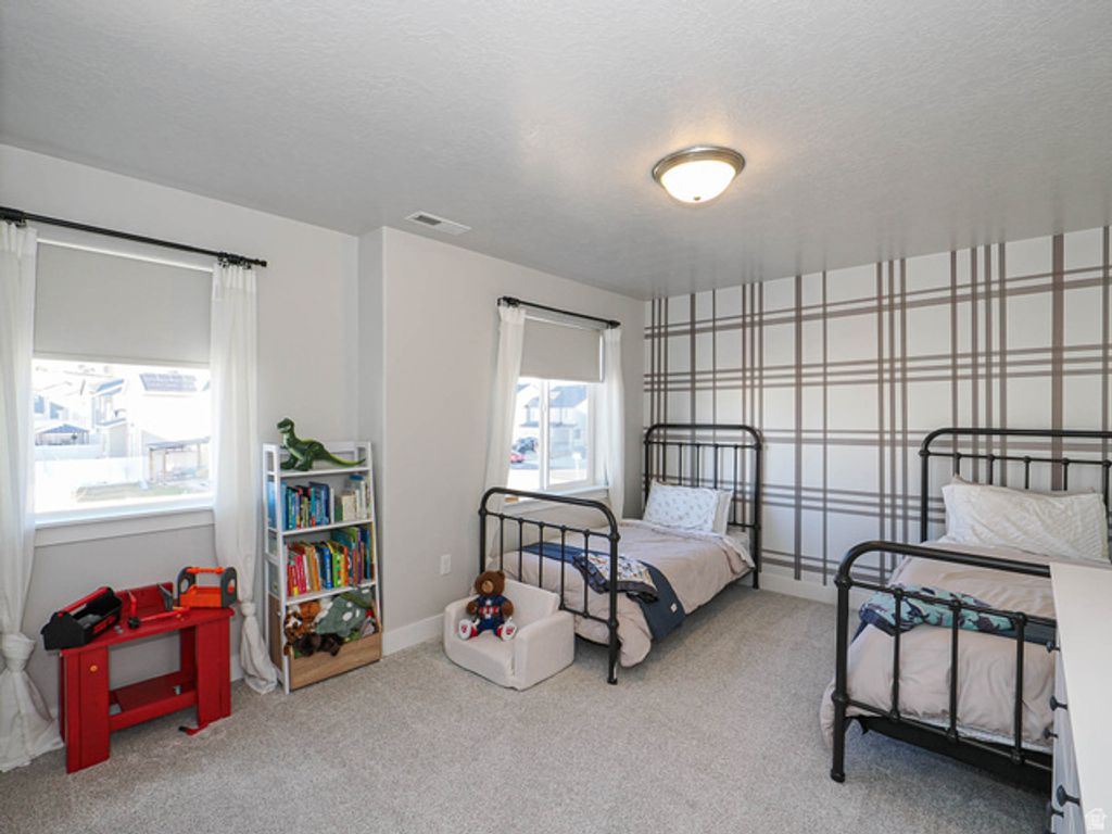 Image 14 of property listing at 1441 W STONE GATE DR, Saratoga Springs, UT 84045