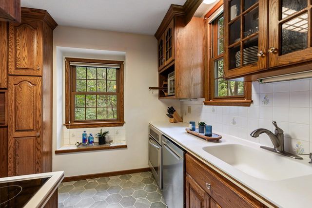 15108 Excelsior Boulevard, Minnetonka, MN 55345