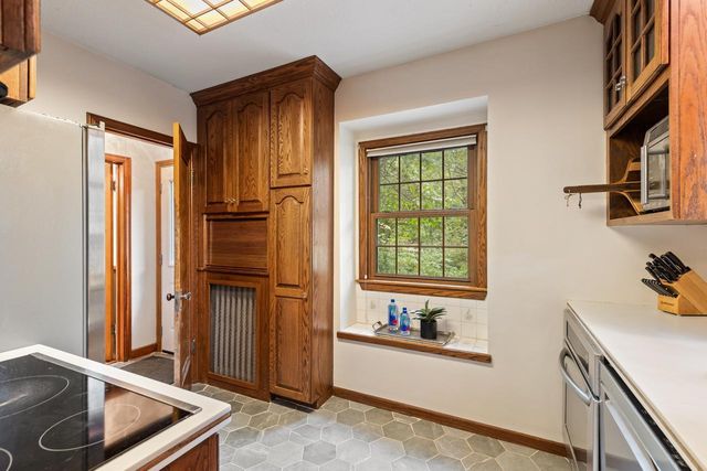 15108 Excelsior Boulevard, Minnetonka, MN 55345