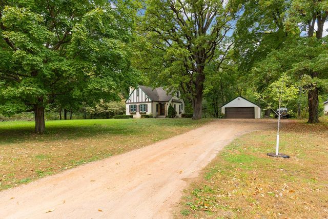 15108 Excelsior Boulevard, Minnetonka, MN 55345