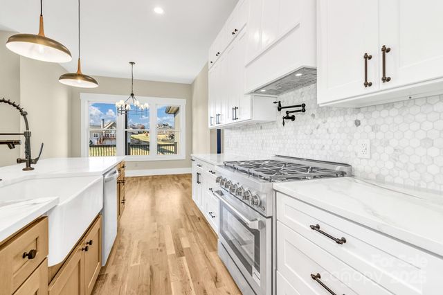 63 Horizon Way, Alexander, NC 28701