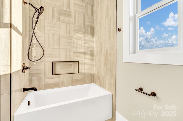 63 Horizon Way, Alexander, NC 28701